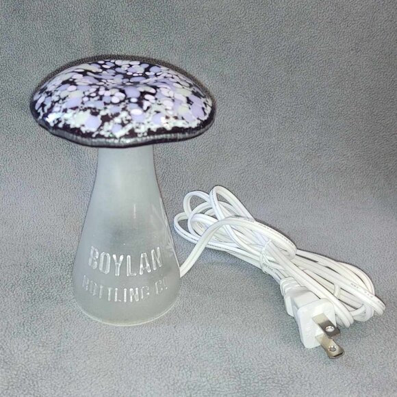 NEW Hand Crafted Handmade Upcycled Glass Bottle Mushroom Light - Picture 4 of 16